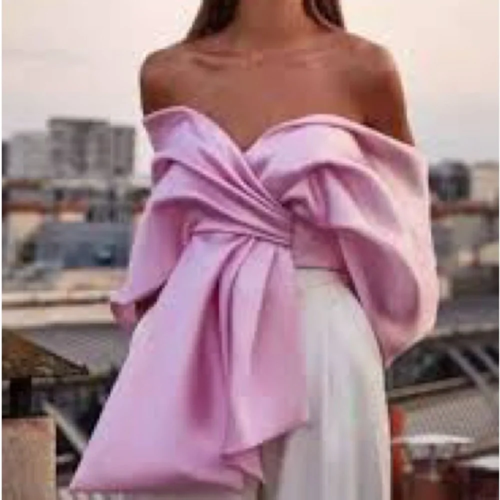 Stylish Pink Off-Shoulder Blouse - Picture 2 of 4